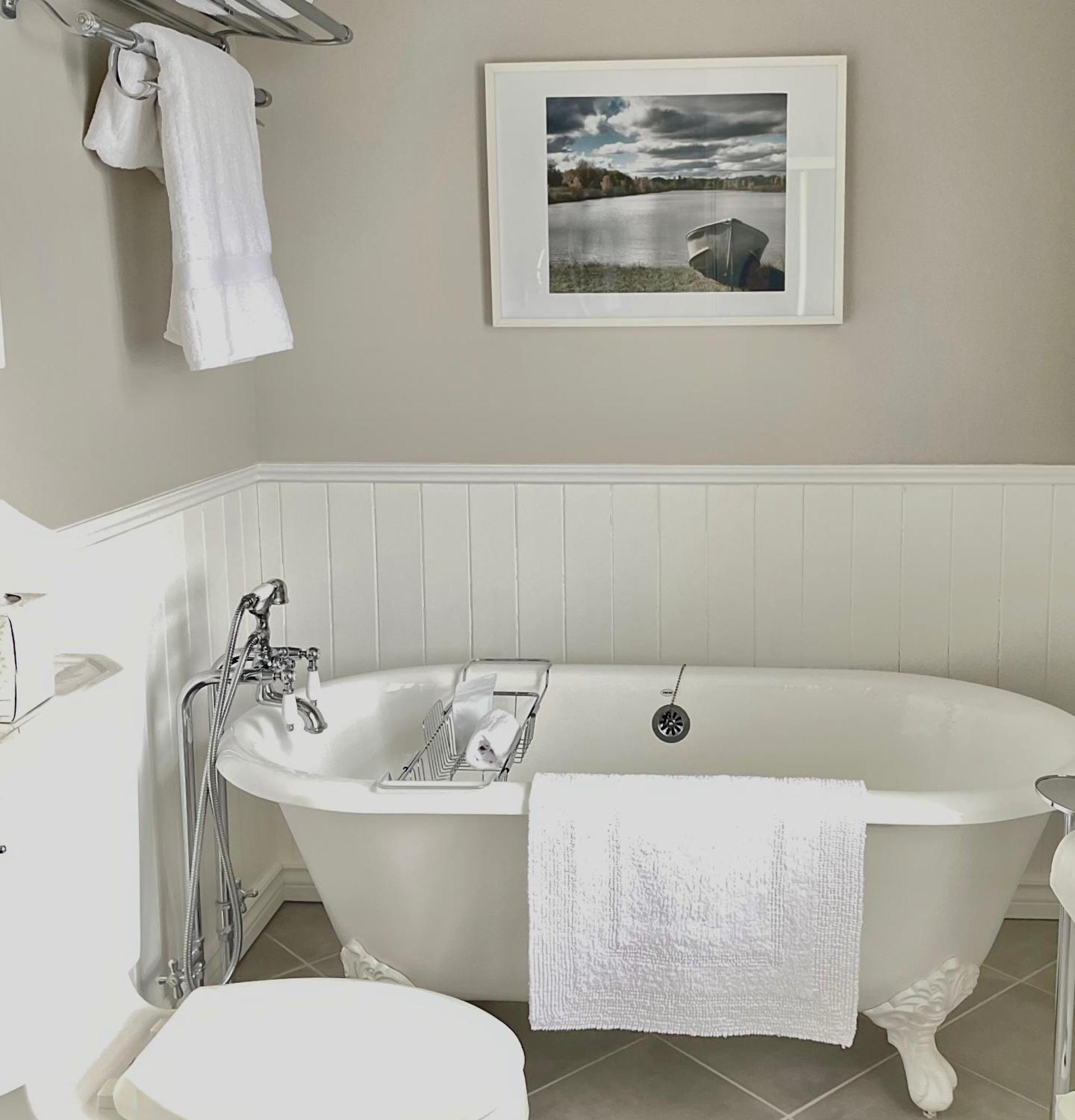 Auberge Glengarry Inn, The Mystic Glen Robertson 外观 照片
